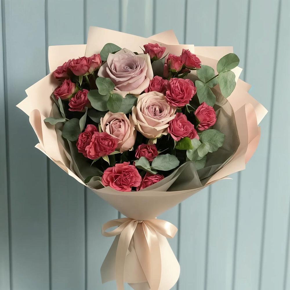Букет цветов из: Гвоздики и Розы в Ивантеевке Саратовской области