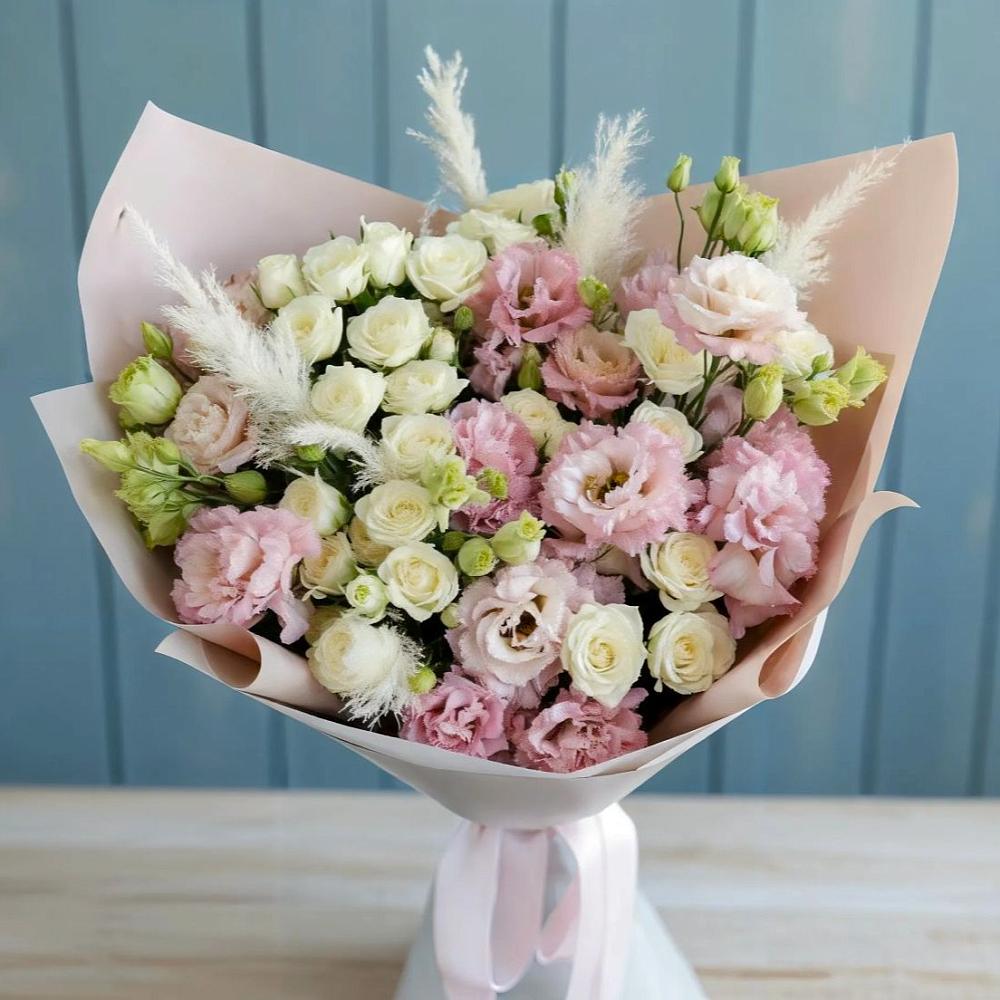 Букет цветов из: Альстромерии и Розы в Ивантеевке Саратовской области