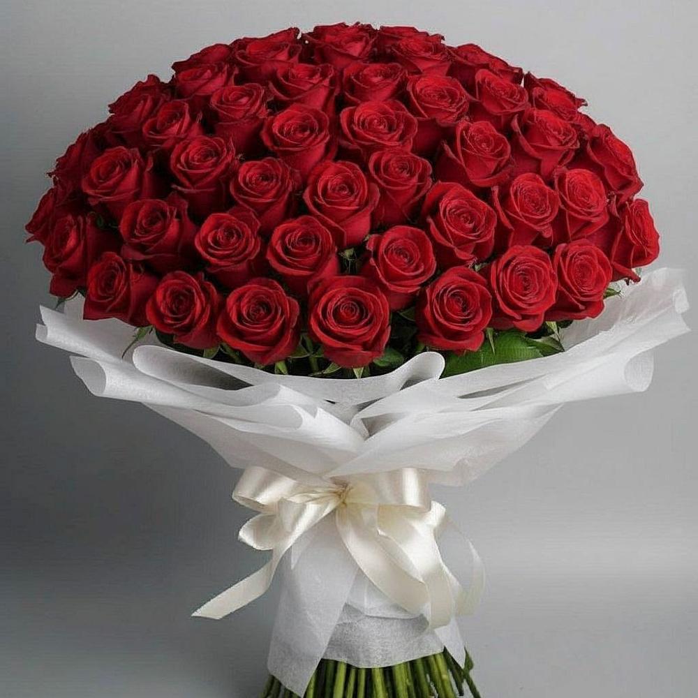 Букет 101 Красная роза Блэк Мэджик в Ивантеевке Саратовской области