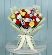 Букет цветов из:  Розы в Ивантеевке Саратовской области