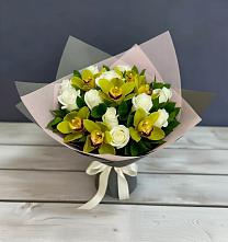 Букет цветов из:  Орхидеи и Розы в Ивантеевке Саратовской области