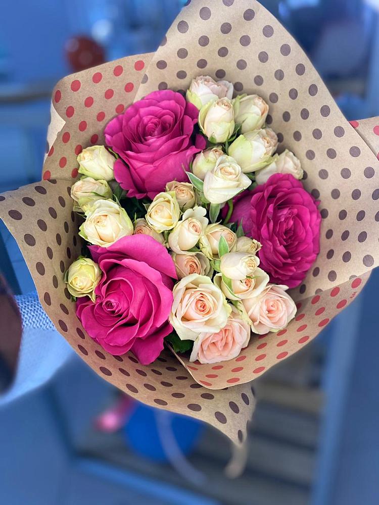 Букет цветов из: Розы в Ивантеевке Саратовской области