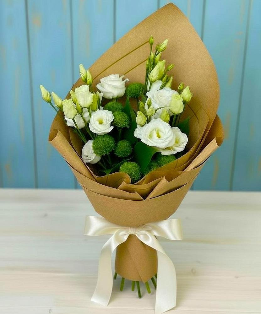 Букет цветов из: Хризантемы и Лизиантусы в Ивантеевке Саратовской области