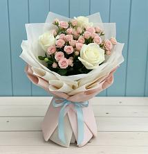 Букет цветов из:  Розы в Ивантеевке Саратовской области