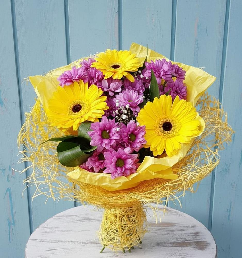 Букет цветов из: Хризантемы и Герберы в Ивантеевке Саратовской области