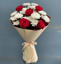 Букет цветов из:  Розы и Хризантемы в Ивантеевке Саратовской области