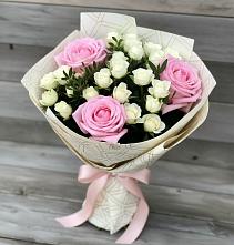Букет цветов из:  Розы в Ивантеевке Саратовской области