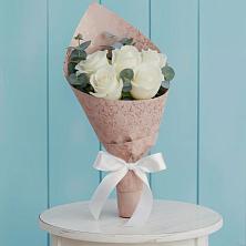 Букет цветов из:  Розы в Ивантеевке Саратовской области
