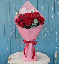 Букет цветов из:  Розы в Ивантеевке Саратовской области