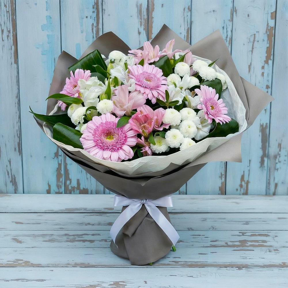 Букет цветов из: Герберы, Альстромерии и Хризантемы в Ивантеевке Саратовской области