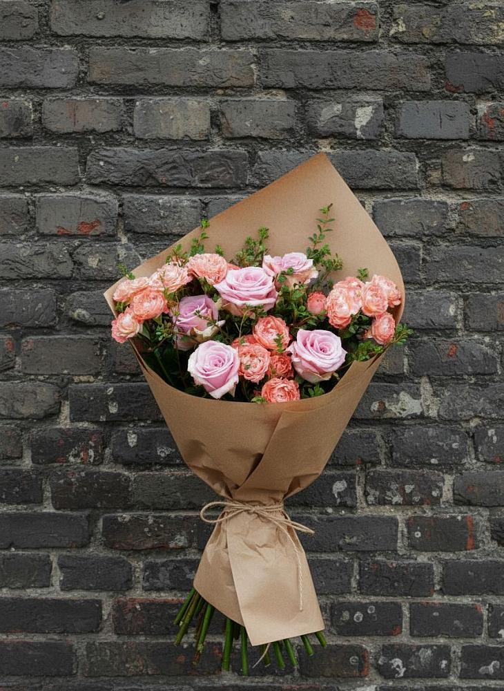 Букет цветов из: Розы в Ивантеевке Саратовской области