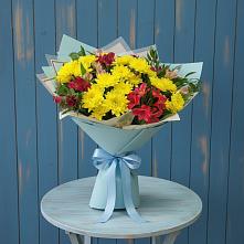 Букет цветов из:  Альстромерии и Хризантемы в Ивантеевке Саратовской области